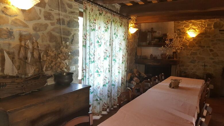 Agroturismo Agriturismo Bio I Rondinelli