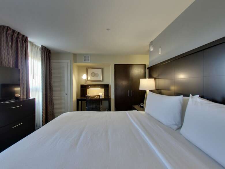 Hotel Staybridge Suites Madison - Fitchburg