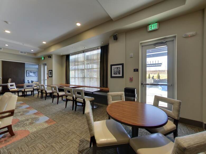 Hotel Staybridge Suites Madison - Fitchburg