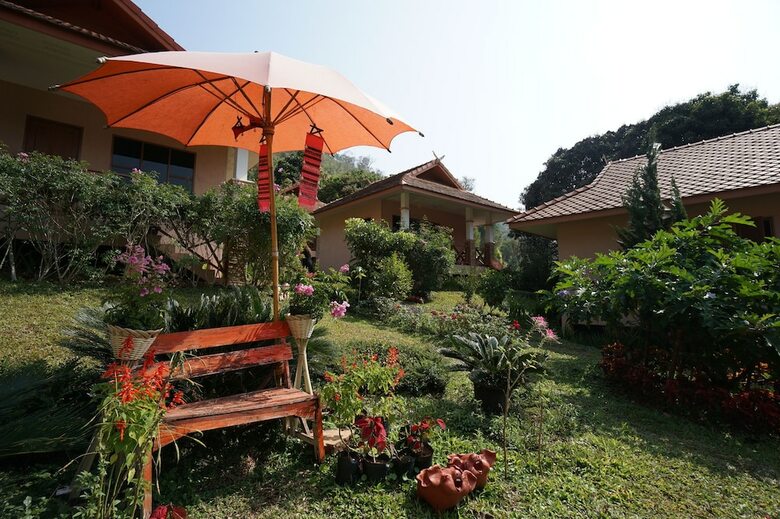 Hotel Phuoobfa Resort