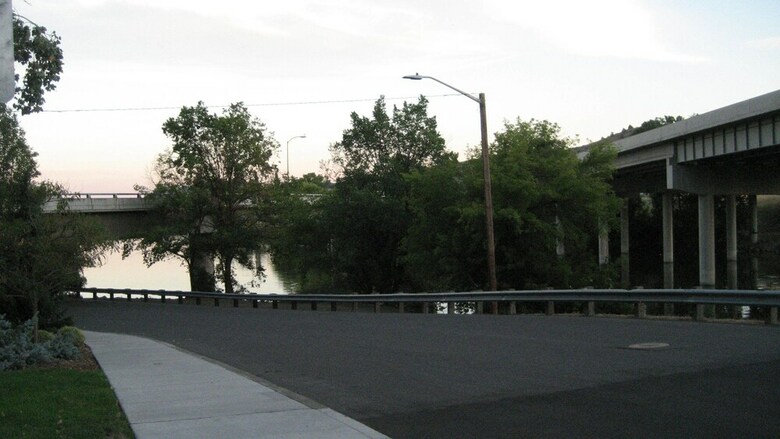 Motel River Park Inn