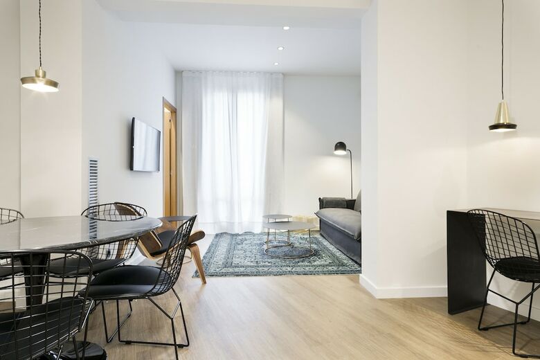 Apartamentos Uma Suites Metropolitan