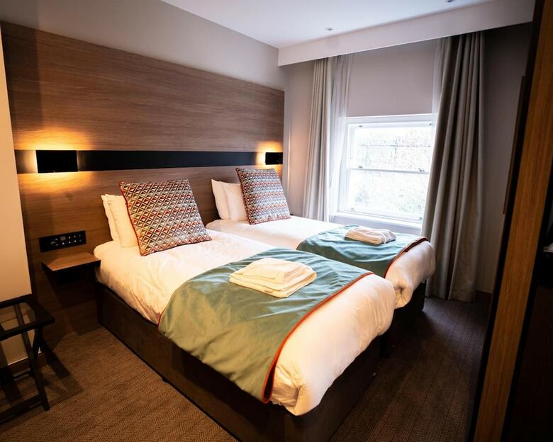 Merit Kensington Hotel