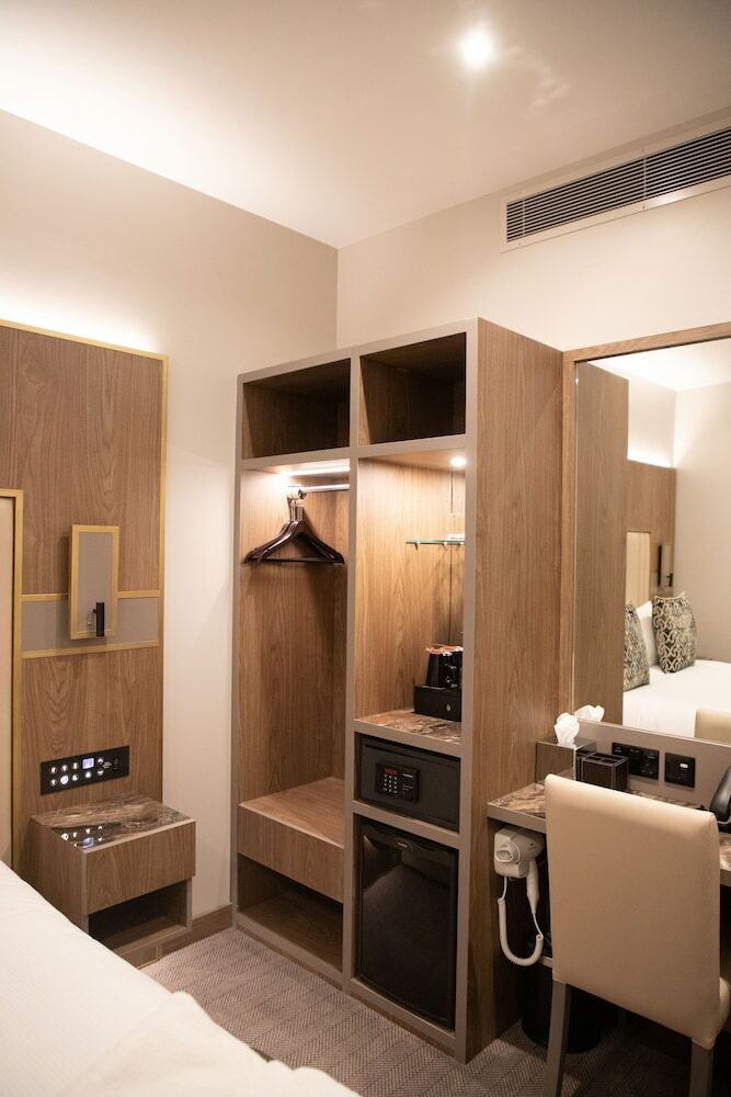 Merit Kensington Hotel
