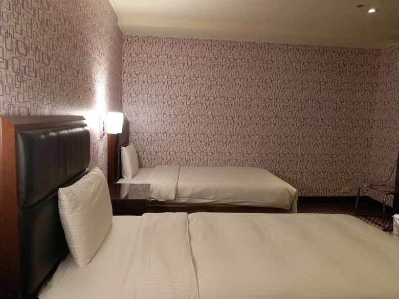 Hon Dow Hotel