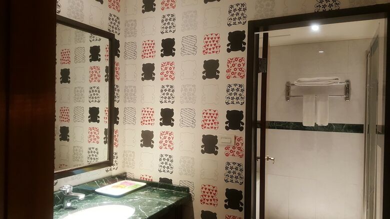 Hon Dow Hotel