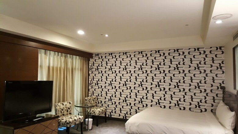 Hon Dow Hotel