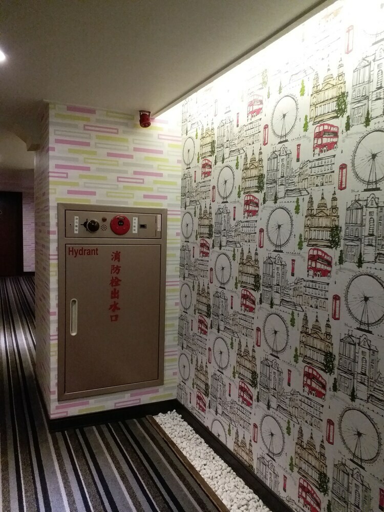 Hon Dow Hotel