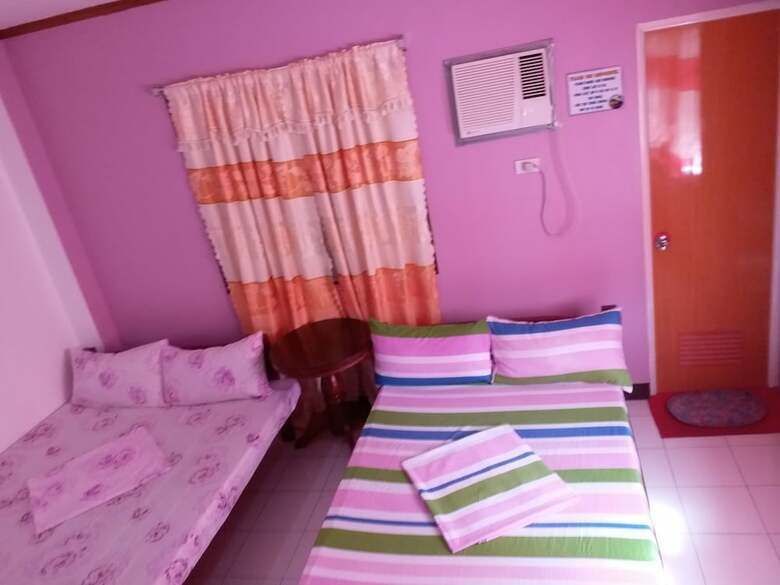 Hostal Mayon Backpackers Hostel