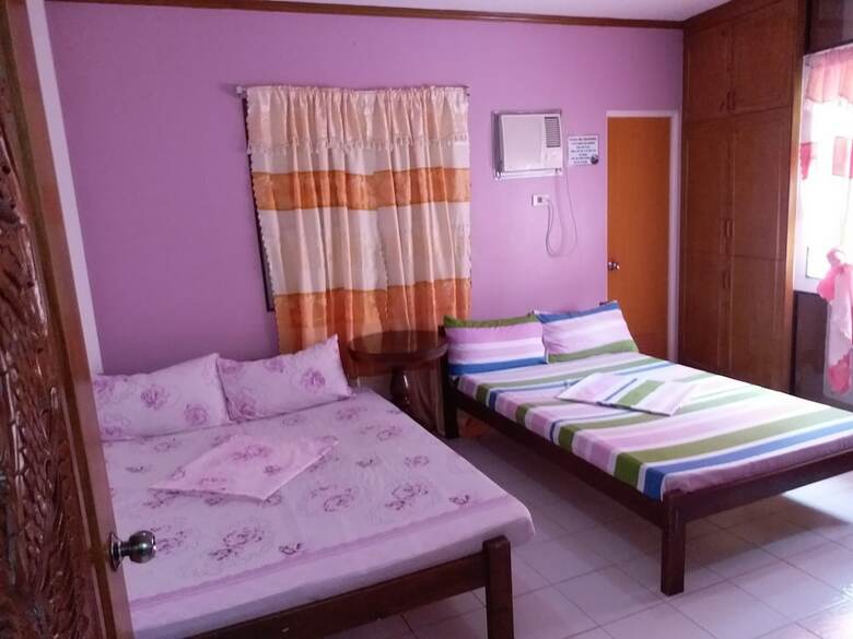 Hostal Mayon Backpackers Hostel