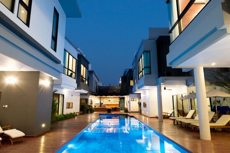 Chic Villa 6