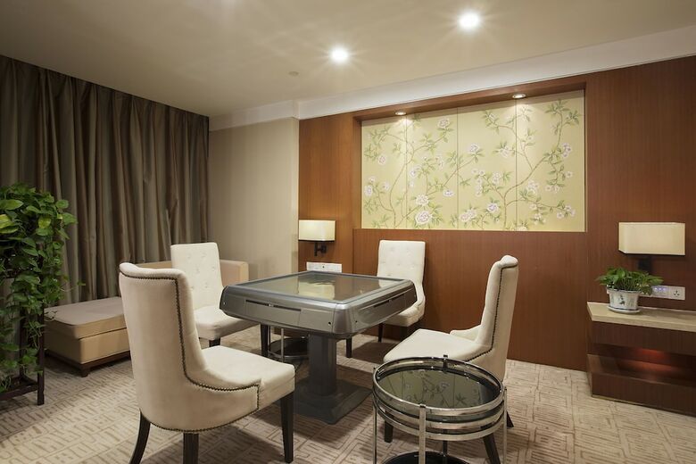 Zhenjiang Iternational Hotel
