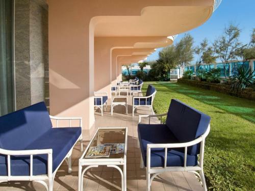 Dea Hotel