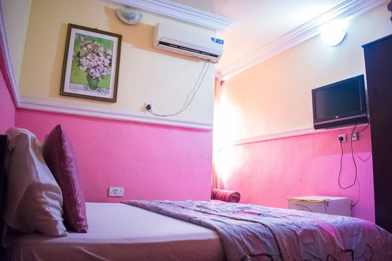 Hotel Maria Suites