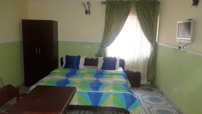 Hotel Maria Suites