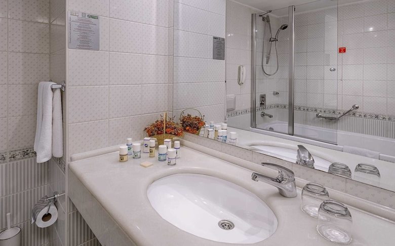 Hotel Fun & Sun Miarosa Ghazal Resort