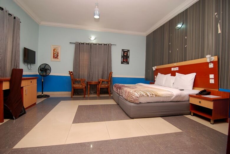 Hotel Peace Royal Resort