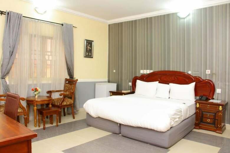 Hotel Peace Royal Resort