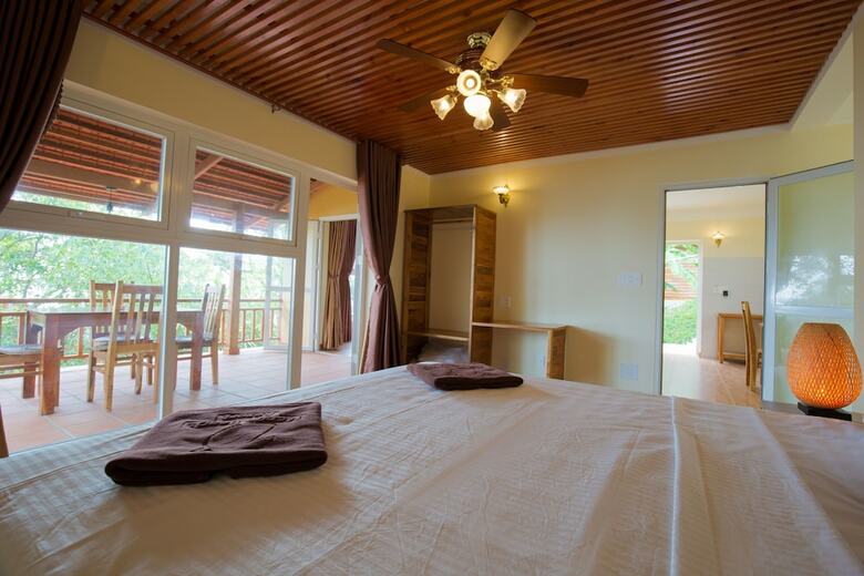 Hotel Mango Beach Resort