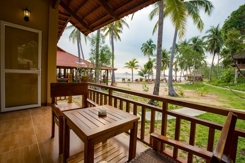 Hotel Mango Beach Resort