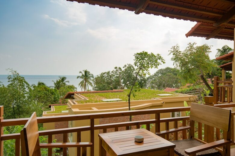 Hotel Mango Beach Resort