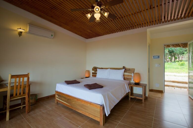 Hotel Mango Beach Resort
