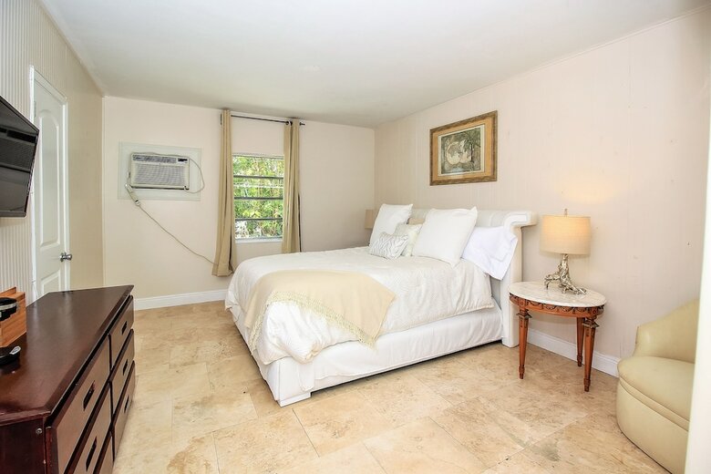 Hotel Sea Steps Suites