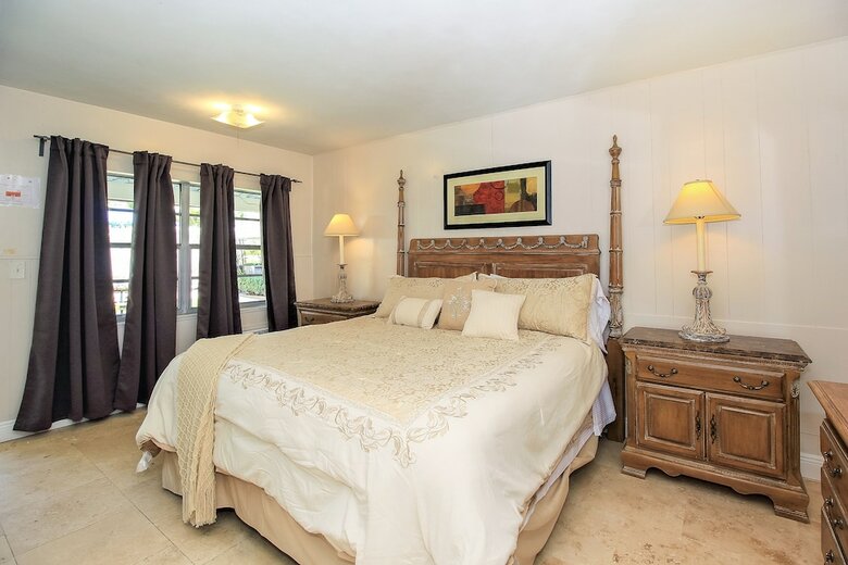 Hotel Sea Steps Suites