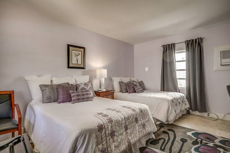 Hotel Sea Steps Suites