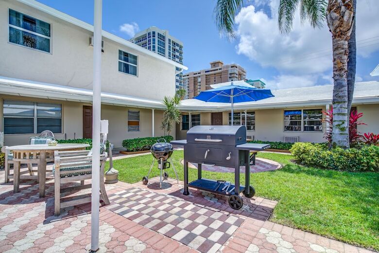 Hotel Sea Steps Suites