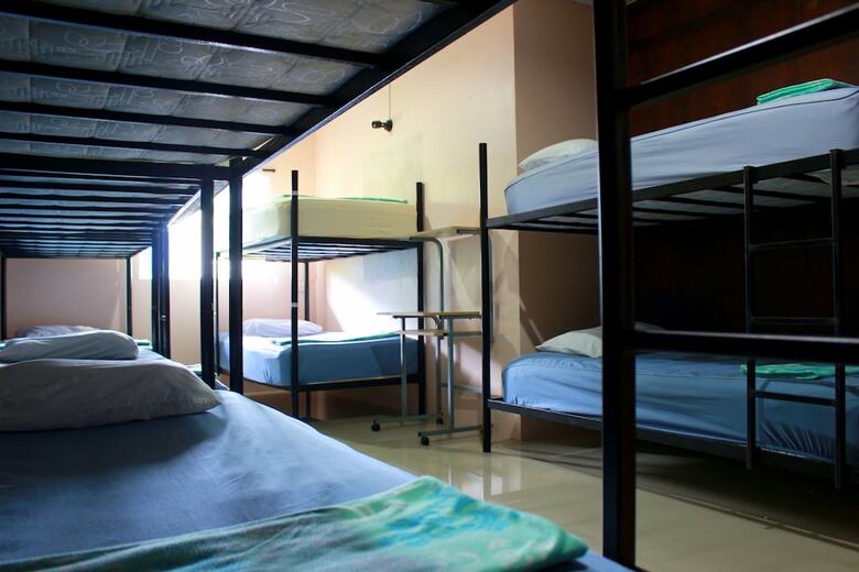 Hostal Love Station Hostel