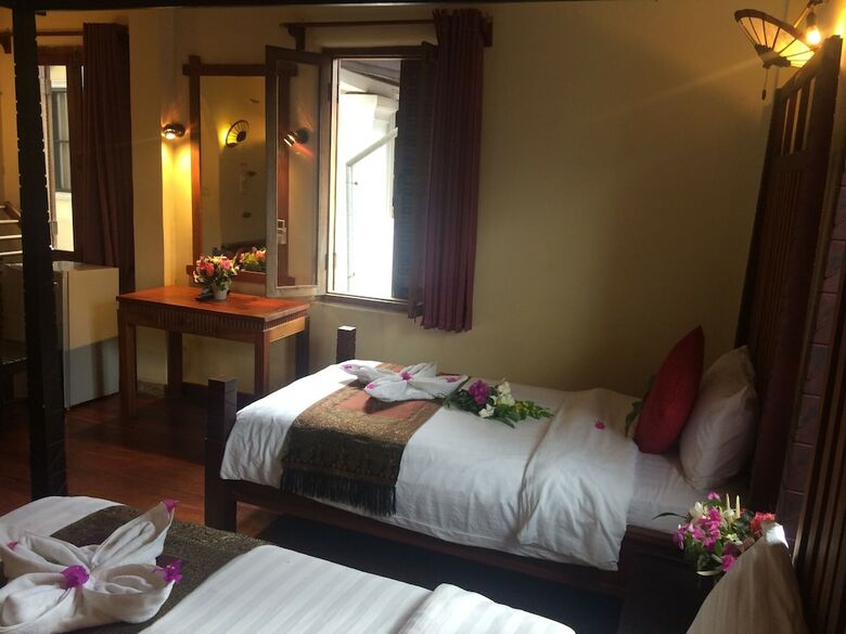 Hotel Chaluenxay Villa