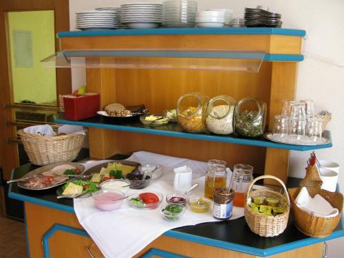 Hostal Hotel-pension Haus Erna