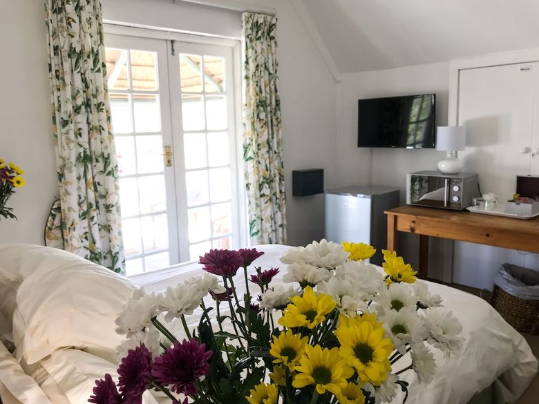 Bed & Breakfast Howard's End Manor