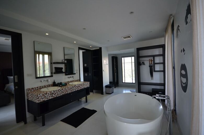 Hotel The Blue Sky Resort At Hua Hin