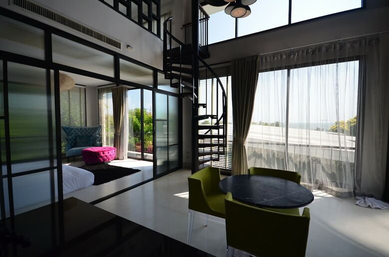 Hotel The Blue Sky Resort At Hua Hin