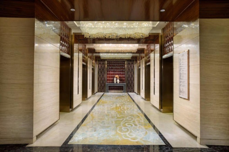 Embassador International Hotel