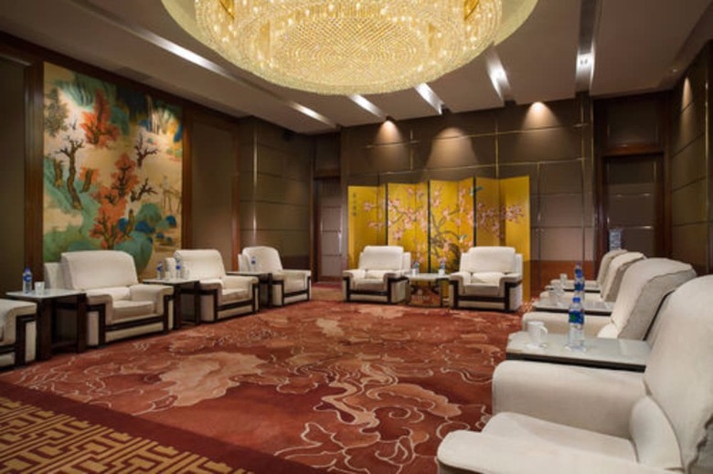 Embassador International Hotel