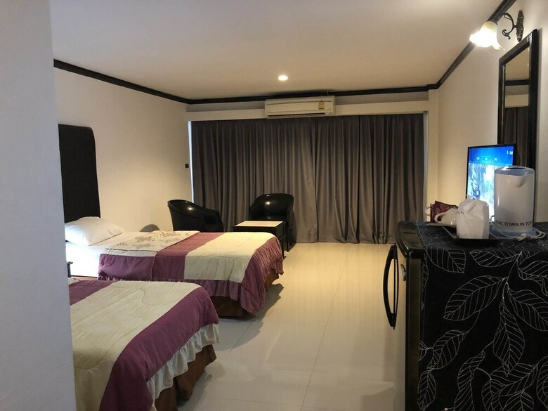 Hotel Town In Town Garden Resort