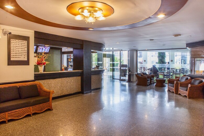Hotel Town In Town Garden Resort