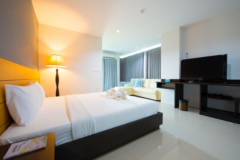 Lee Hotel