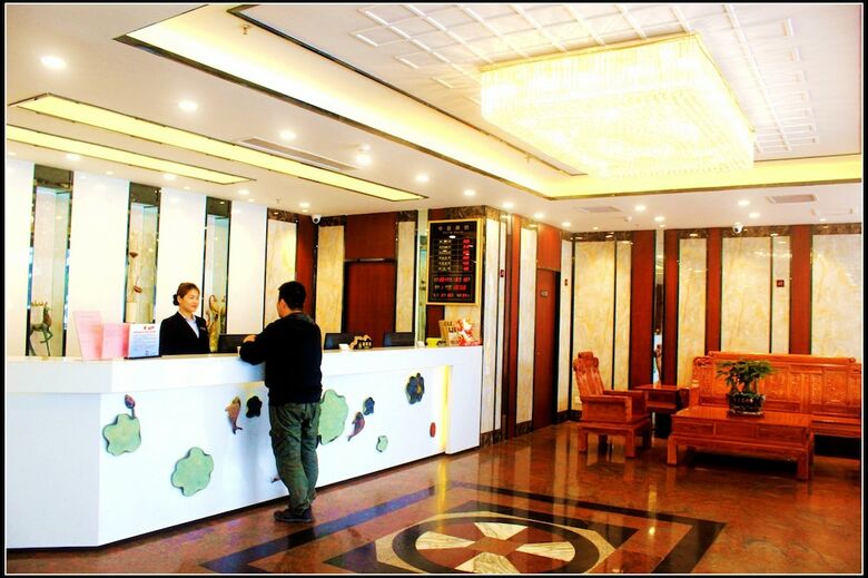 Guangzhou Shan Dong Building Luyue Hotel