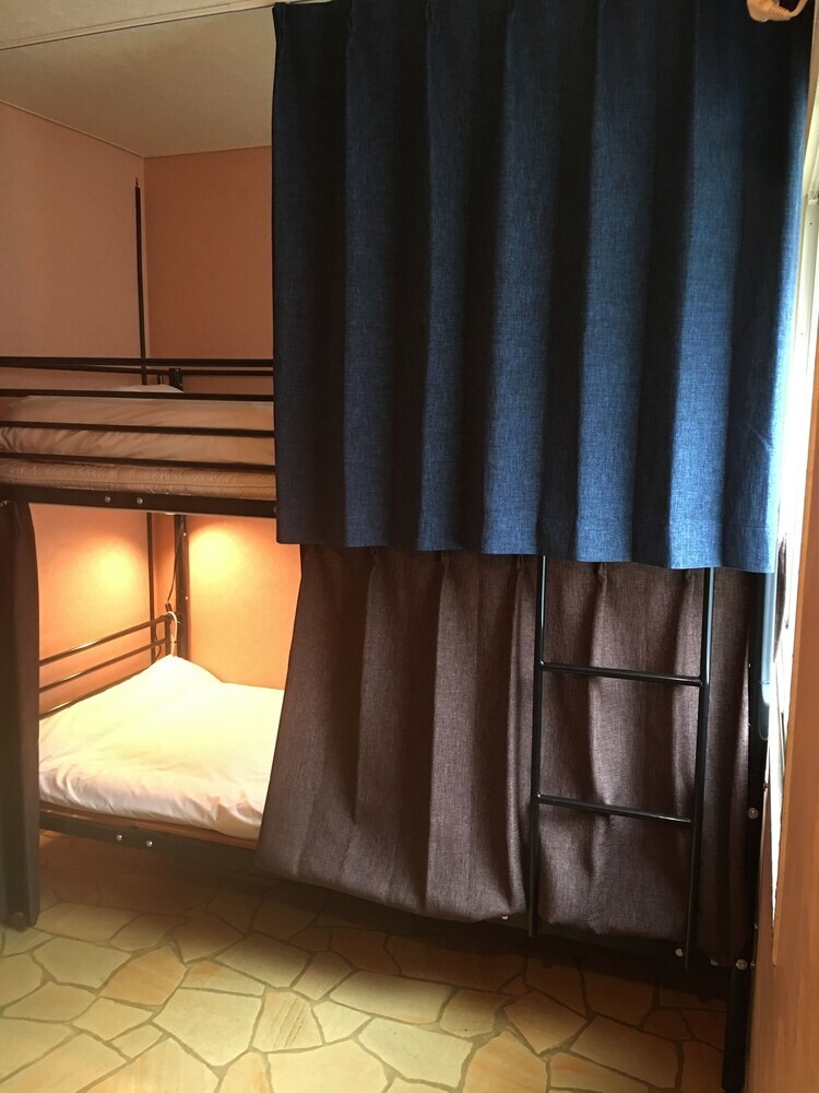 Hostal Tsubame-ya - Hostel