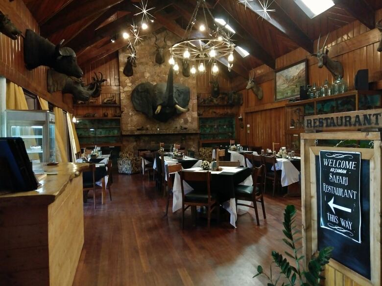 Safari Lodge Baguio By Log Cabin Hotel