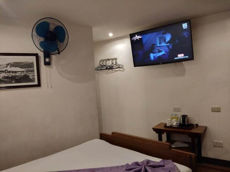 Safari Lodge Baguio By Log Cabin Hotel