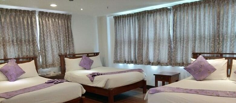 Safari Lodge Baguio By Log Cabin Hotel