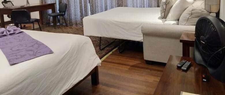 Safari Lodge Baguio By Log Cabin Hotel