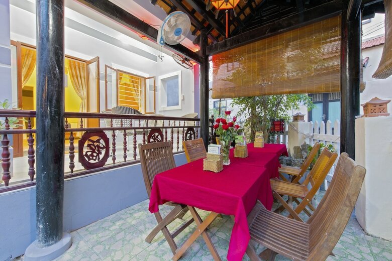 Hotel Bougain Villeas Homestay