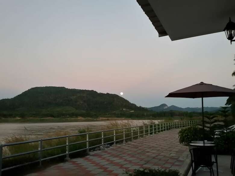 Hotel Aenguy Sabey Chiangkhan Homestay