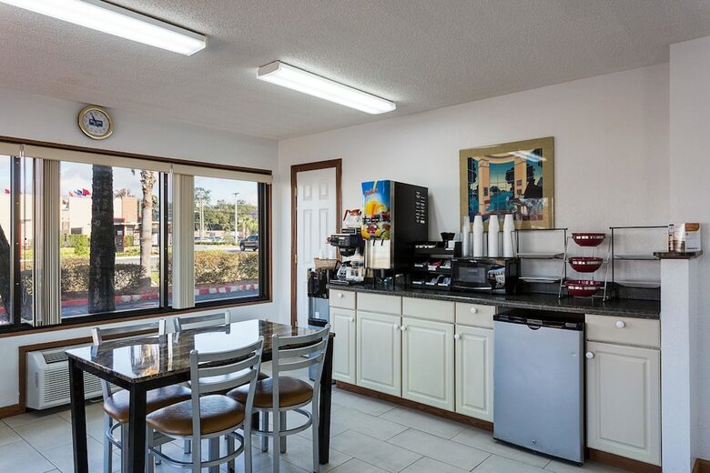 Hotel Rodeway Inn Lake City I-75